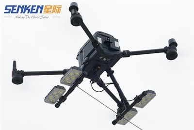 سیستم پهپاد نورپردازی قابل حمل: راه حلی نوآورانه برای نورپردازی حرفه ای در فض...